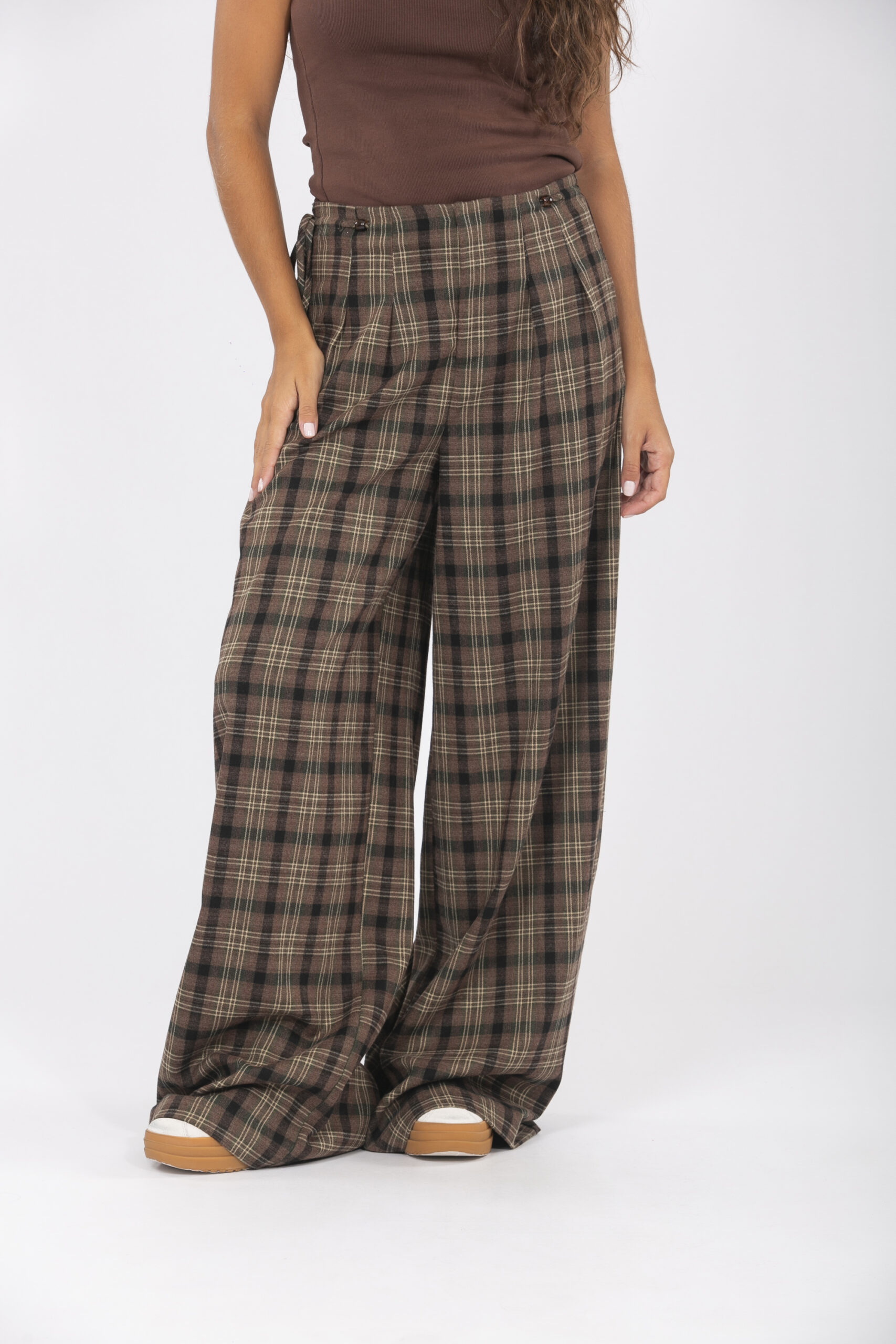 PANTALÓN A CUADROS