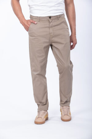 RIGGS- Pantalón chino